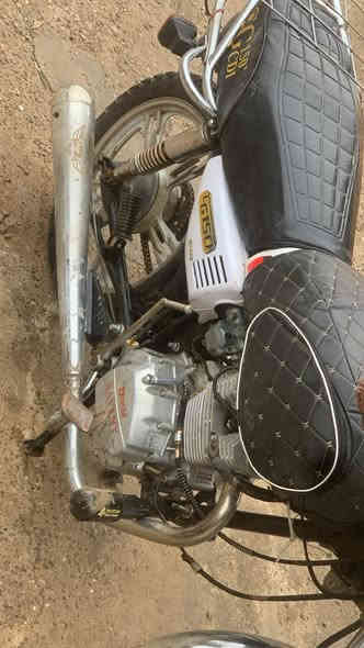 سيفان للبيع ٣٠٠وبي مجال
***********
