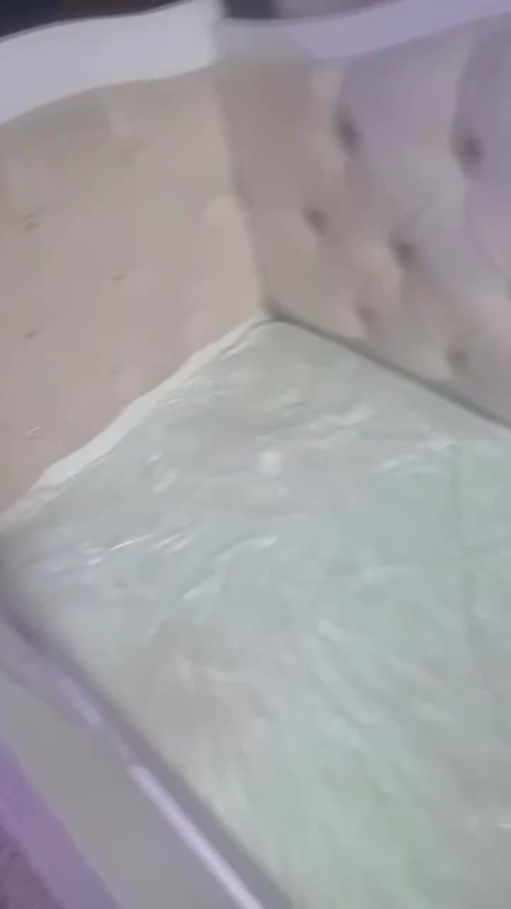 للبيع


**إذا كنت صاحب هذا الإعلان وتريد حذفه لأي سبب، رجاءا أرسل رسالة إلى الدعم الفني**