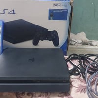 بلي فور للبيع • بلايستيشن 4 مستعمل • جويستك بلي فور • كيبل HDMI • ملحق...