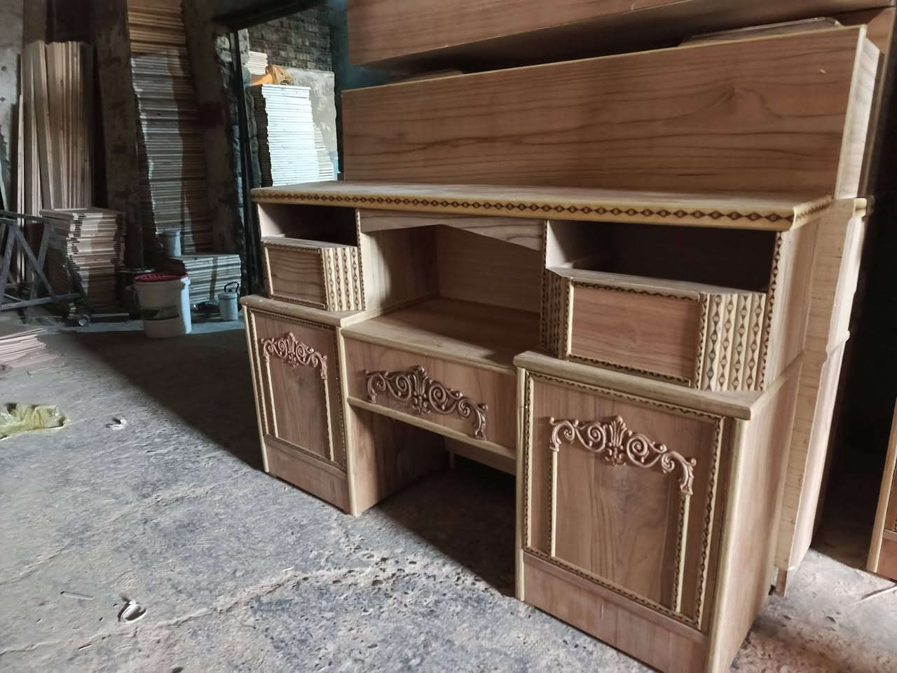 نواعم ومسارح جمله مكان بالحله *********** واتساب
