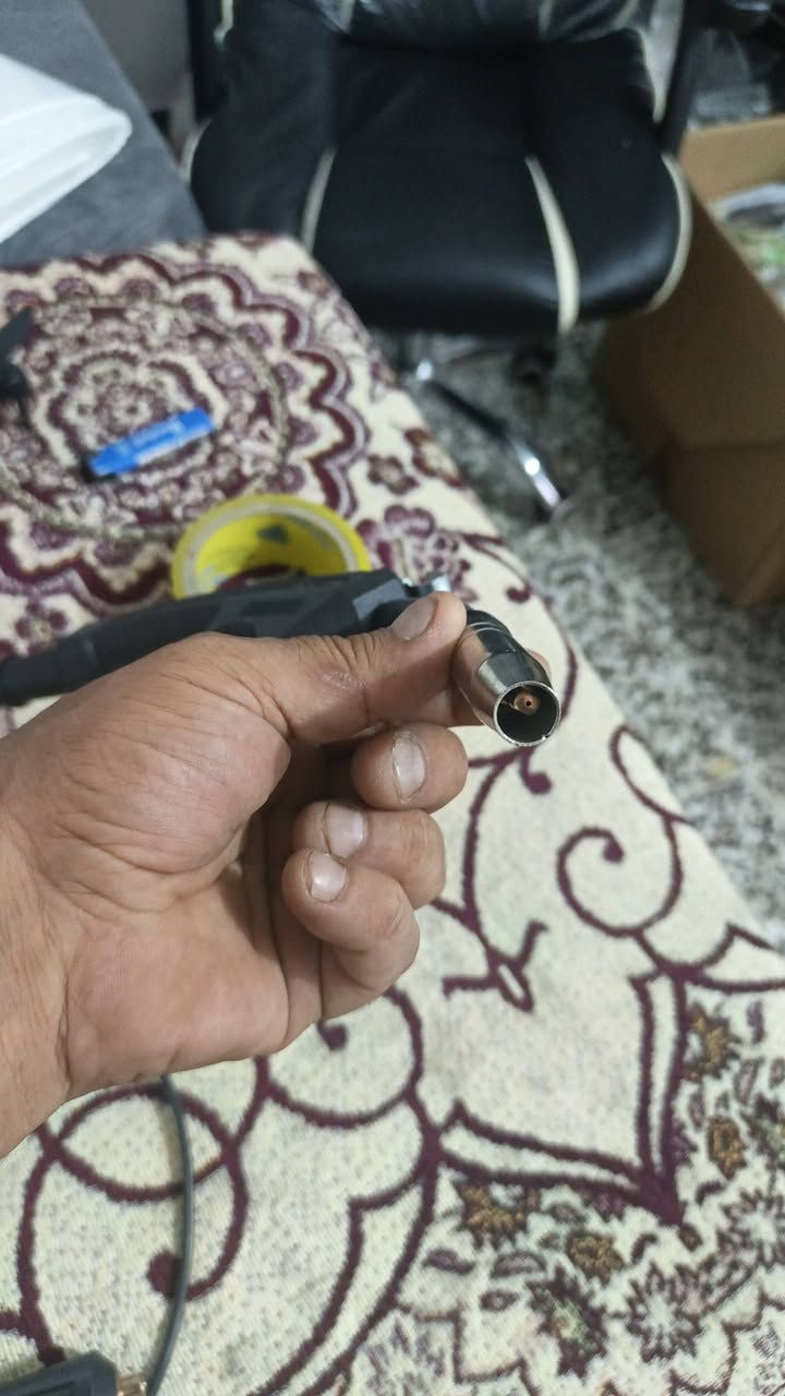 السلام عليكم من رخصت الادمن يده طلعتلي بل امزون مال لحام قيم واخذ بلي يرضس بي الله ما متواجد فيس هاذ رقمي بي واتساب***********
