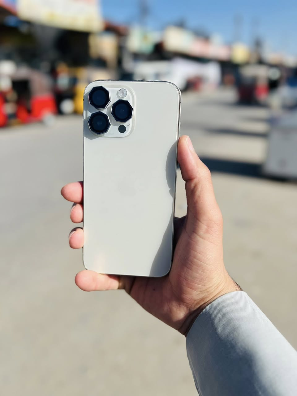 14 برو ماكس شرق اوسط دبل خط
نضافه فول 100‎%‎ 
شرق اوسط دبل خط 
مستبدل شاشه تفصيخ شرط الفحص والضمان 
( حالها حال شاشه البلادي ) 100‎%‎ 
بطاريه 87‎%‎ بلادي 
جهاز كلش جديد وشغال 
النجف الاشرف ***********
