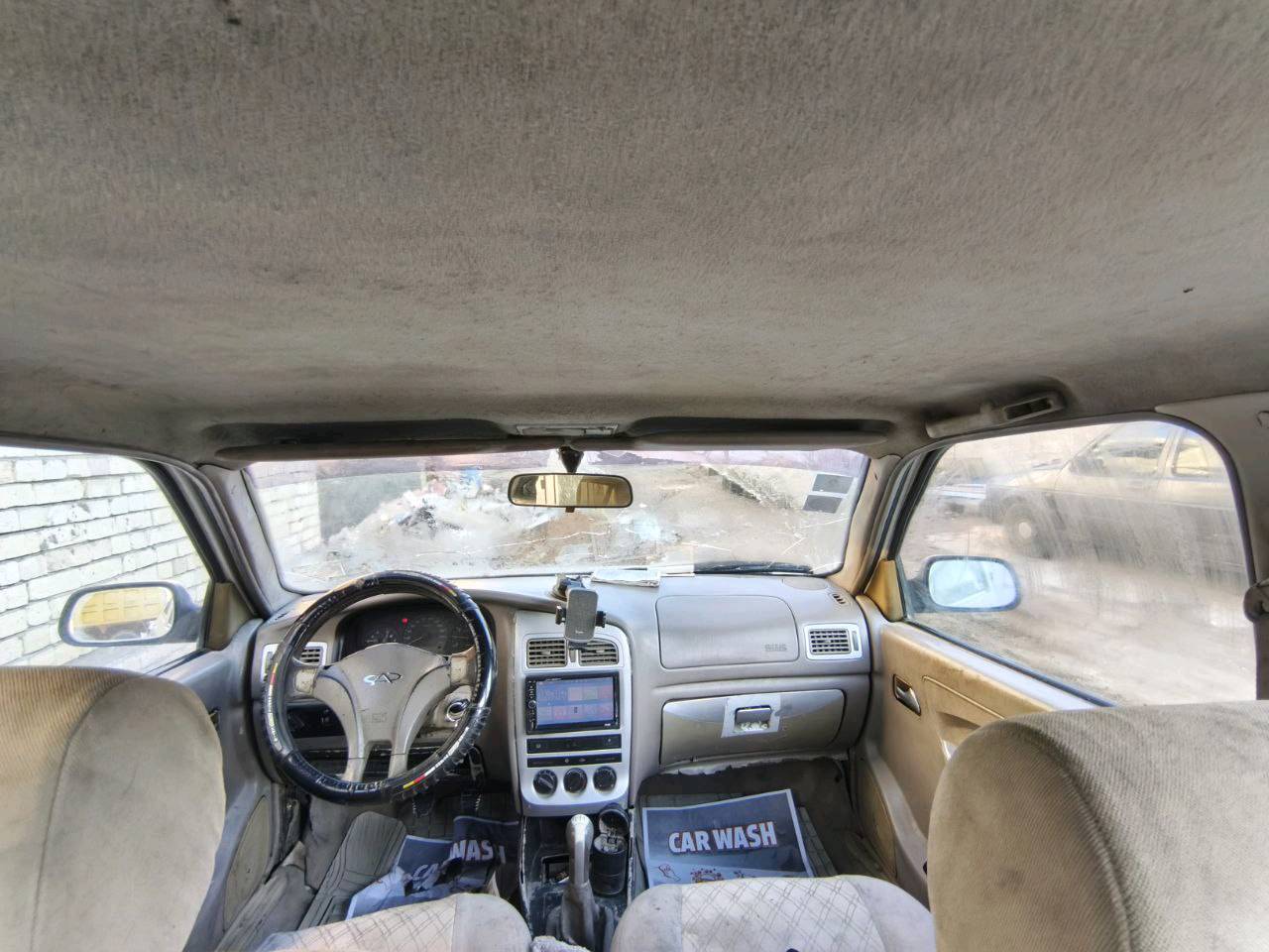 السلام عليكم شيري كوين موديل 2010 ابيض خصوصي رقم انكليزي بلادي كير عادي بسمي تحويل ثاني يوم سنوية لل 28 كهربائيات كلها شغاله بيها شاشة السيارة حلوة مرتبه بس بيها ملاحظات بسيطة يرادلها صبغ حزام وترجع عروسة 
السعر 35 ورقه وبيها مجال للطيبين 
هذا رقمي *********** وبي واتساب مكان السيارة بغداد الدورة قرب علوة الرشيد كويريش