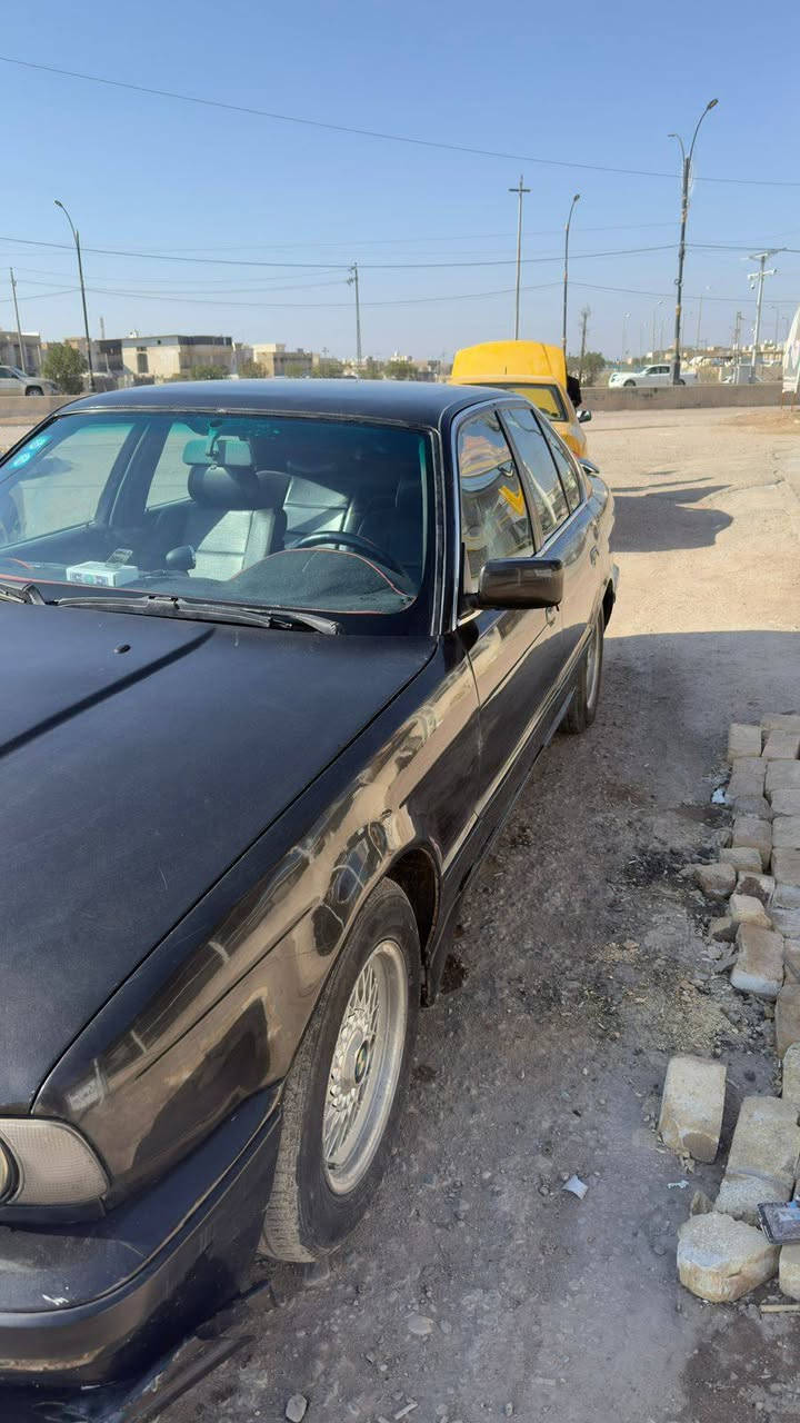 السلام عليكم بيئم 525محرك مسكر بي خيط بخار
حداده تبريد رقم نكليزي بغداد سنويه جديده كهربايات كله مضبوط مكانها ميسان مكلف النشر اتصال على راعيها السعر 50بيها مجال اتصال ***********
