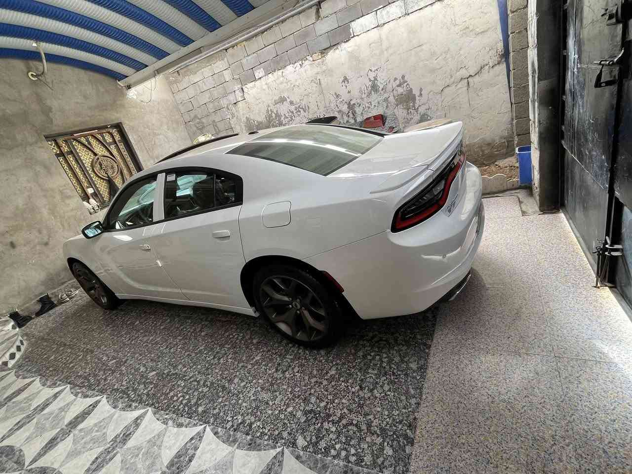 جارجر 2017 رالي فول 1/1 كلين تايتل ماشيه 112 الف كيلو رقم اربيل تحويل وكاله سياره جاهزه من كلشي بيه فقط مكان واحد بارد
مواصفات حساسات خلفيه دمام شفتات ستيرن فتحه رادار جانبي  محرك 3600 
مكاني بصره رقمي ***********
