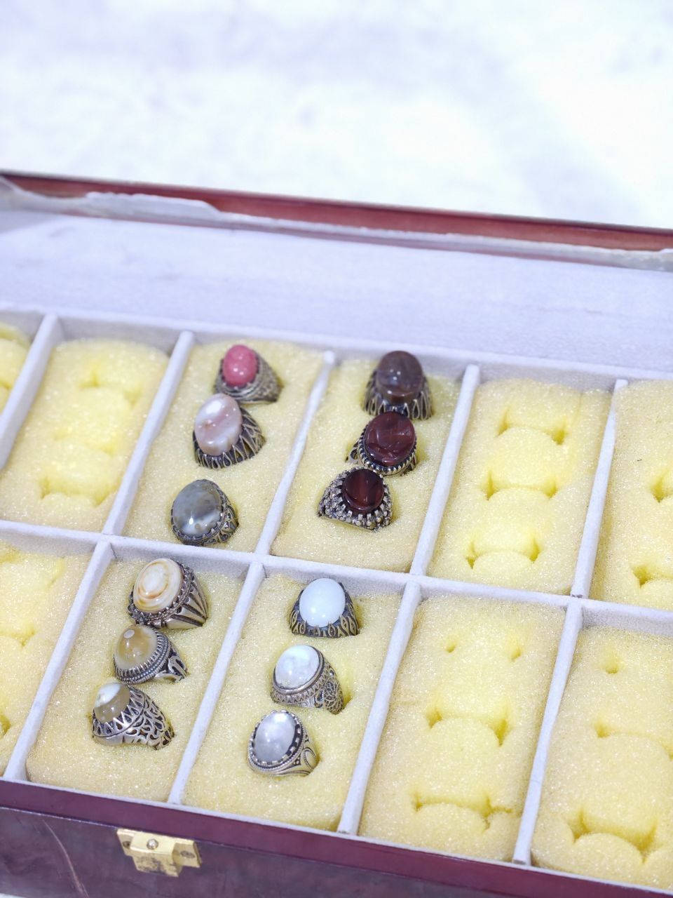 سلام عليكم محابس فضة ايراني  عدد ١٢ 
للبيع احجارهن اصليه سعر الواحد ٥ الاف دينار 
بغداد


**إذا كنت صاحب هذا الإعلان وتريد حذفه لأي سبب، رجاءا أرسل رسالة إلى الدعم الفني**