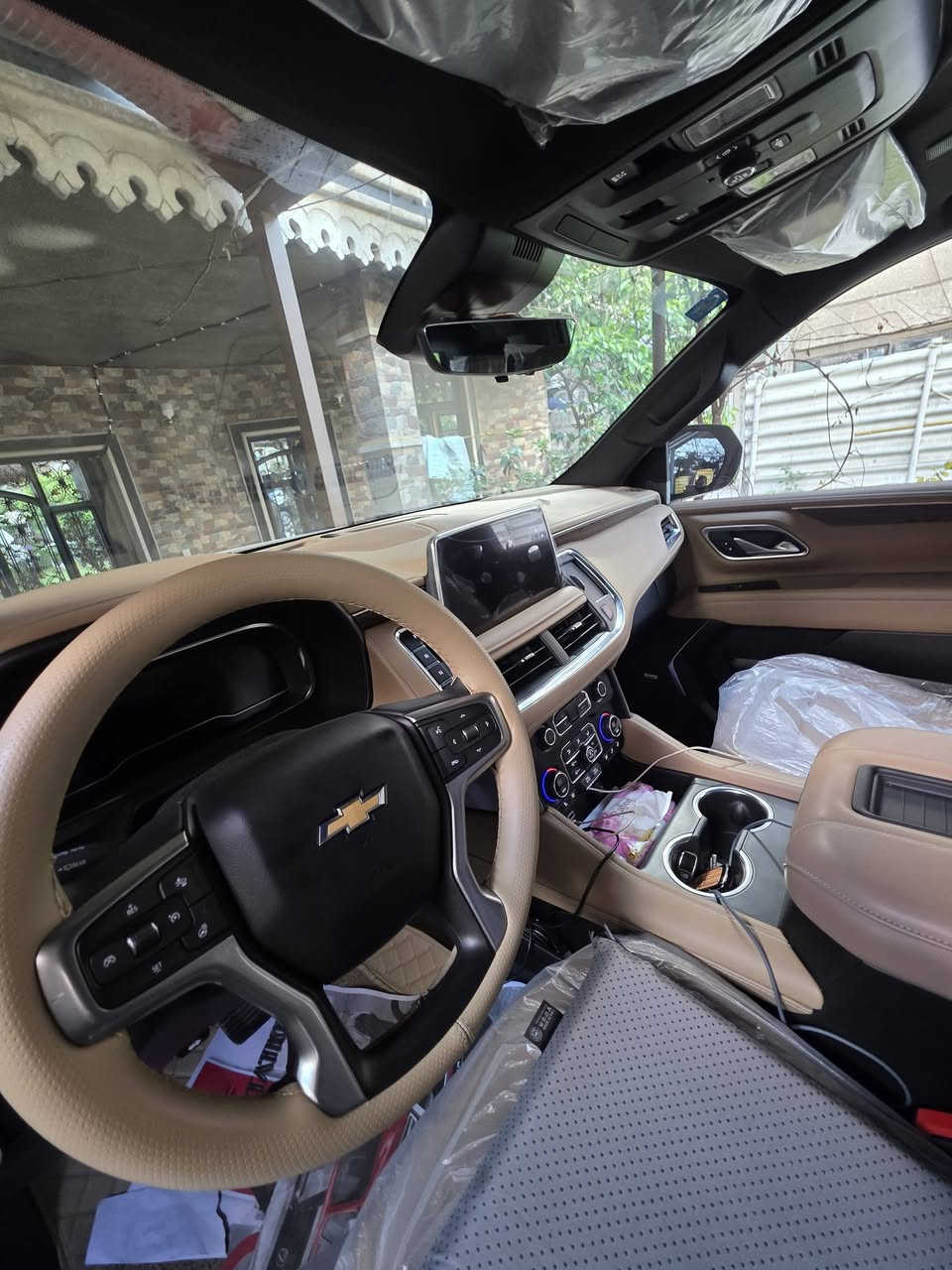 سلام عليكم تاهو بريمير 2024 وكاله المنصور فول مواصفات سياره مغلفه ppf من اغلى واحسن تغيف مغلفه بالكامل حته قماره والجامه الاماميه بيهة هم تغليف مال ضد الكسر، سياره ماشيه 6500km سياره جديده حيل ممان السياره بغداد الدوره راسلني خاص اي ستفسار
***********
