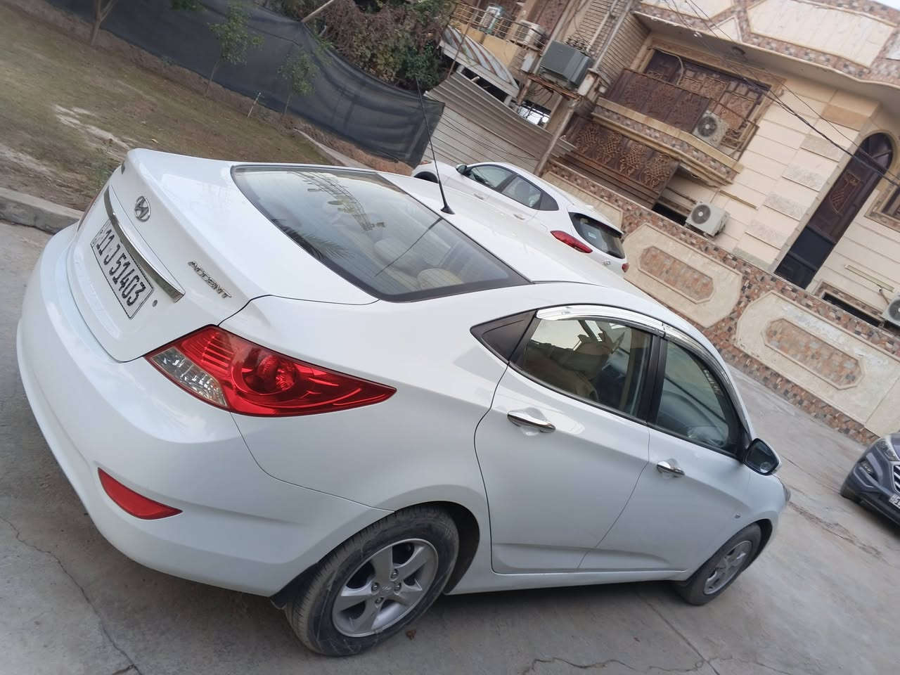 ‏السلام عليكم
‏اكسنت 2012 خليجي
‏محرك دوش 1600 دبل قطرة
‏ماشية 41 الف
‏السعر 112 ورقة
‏مكينه كير كهربائيات تبريد تدفئة
‏على وضع الشركة مامفتوحات
‏جاهزة باتري تايرات صدر 
‏دهن گير ومحرك جديد
‏بأسمي حته هزة ماتحتاج
‏بغداد .. مكاني دورة
‏صبغ دعاميات ونص دوسات
‏واتس اب ***********
‏متوفر صور + فديو + سونار
‏
