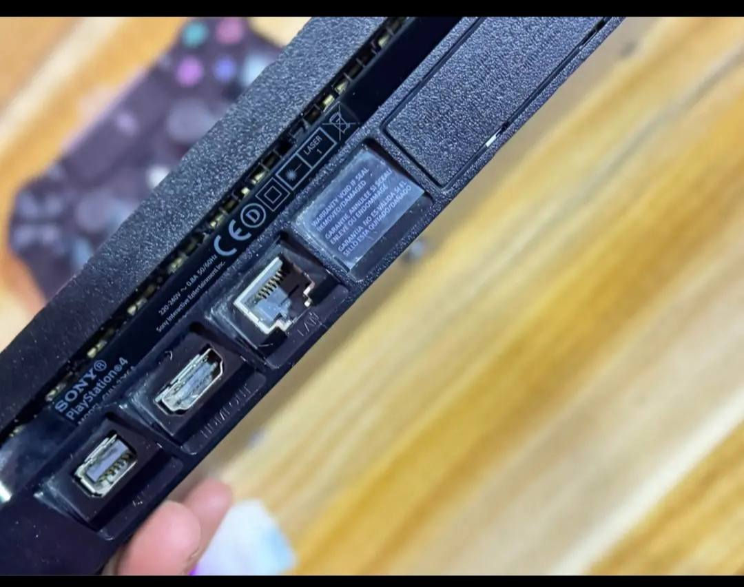 السلام عليكم بلي 4 سلم مهكر نضام 9 جوستك 2 يو بي اس 850 مراوح تبريد واحد تيرا السعر ب350


**إذا كنت صاحب هذا الإعلان وتريد حذفه لأي سبب، رجاءا أرسل رسالة إلى الدعم الفني**