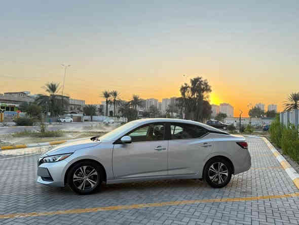 للبيع – نيسان سنترا 2023 SV
الموديل: SV
المحرك: 2.0 بنزين – بدون تيربو
نظام الدفع: أمامي
ناقل الحركة: أوتوماتيك
اللون: أبيض
حالة السيارة: دخول جديد من أمريكا

الأضرار:
 • صبغ باب عكس السايق
 • صبغ باب خلفي
 • جاملغ صبغ 
لا يوجد أي ضرر على الشاصي أو الميكانيك

الحالة الميكانيكية: محرك، گير، شاصي بحالة ممتازة
عداد المسافة:29 كم فقط

المواصفات:
 • تشغيل بصمة
 • شاشة كبيرة
 • كاميرا رجوع
 • بلوتوث
 • تحكم مقود
 • أيرباغات كاملة
 • سيارة اقتصادية جداً وقليلة الصرف

للمعاينة والتواصل: *********** 
متواجد واتساب 

⸻ بغداد
