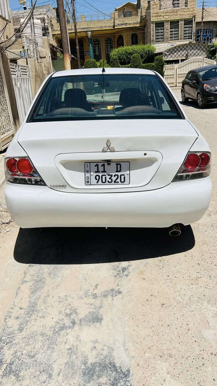 لانسر 2011 الشركة العامه حره بأسمي كير ومحرك جدد محرك 2000 بدلته على ايدي تخم تاير وصدر خير من الله سياره جاهزه السعر 85 ***********
