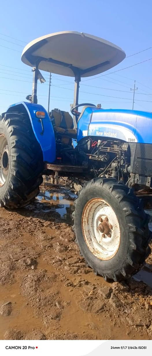 سلام عليكم  مكينه للبيع نيو هولند تك  2009  رقم الهاتف ***********
