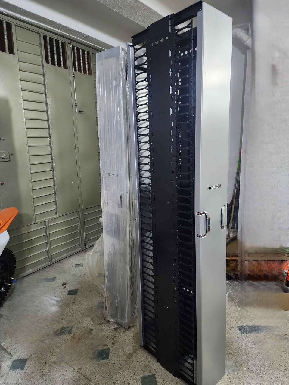 سلام بەڕێزان ئەم دوو کابینەیەمان هەیە بۆ فرۆشتن هەر لە ناو ڕەسمەکان بەکارهێنانی و گرنگیم نوسیووە کێ موشتەری بوو چات بنێرێت ئەمە بۆ کۆمپانیاکانی پەیوەندی و ئینتەرنێت گونجاوە السليمانية, العراق


**إذا كنت صاحب هذا الإعلان وتريد حذفه لأي سبب، رجاءا أرسل رسالة إلى الدعم الفني**