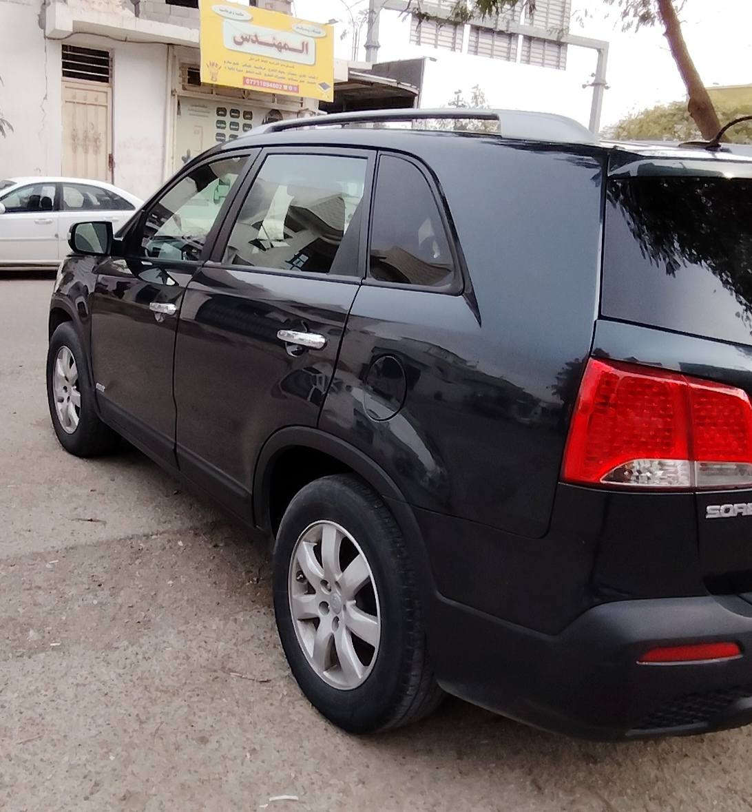 كيا سورينتو ٣٠١٣ رقم نينوى
لون نيلي موديل ٢٠١٣ امريكي
سنوية جديد لحد 2027
سنوية بسمي شرط التحويل
محرك ٢٤٠٠
بدون صبغ بدون ضرر
دفتر بنزين بيها
سونار فحص موجود بالصور
ماشية 73 الف
مكان السيارة كركوك
للإستفسار ***********
