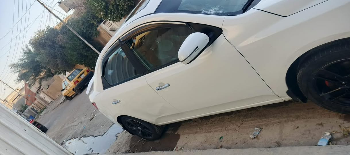 السلام عليكم
سيراتو 2011للبيع فول مواصفات
سنويه بسمي بدون صبغ 
بيه بارد فقط 
خاص او ***********
