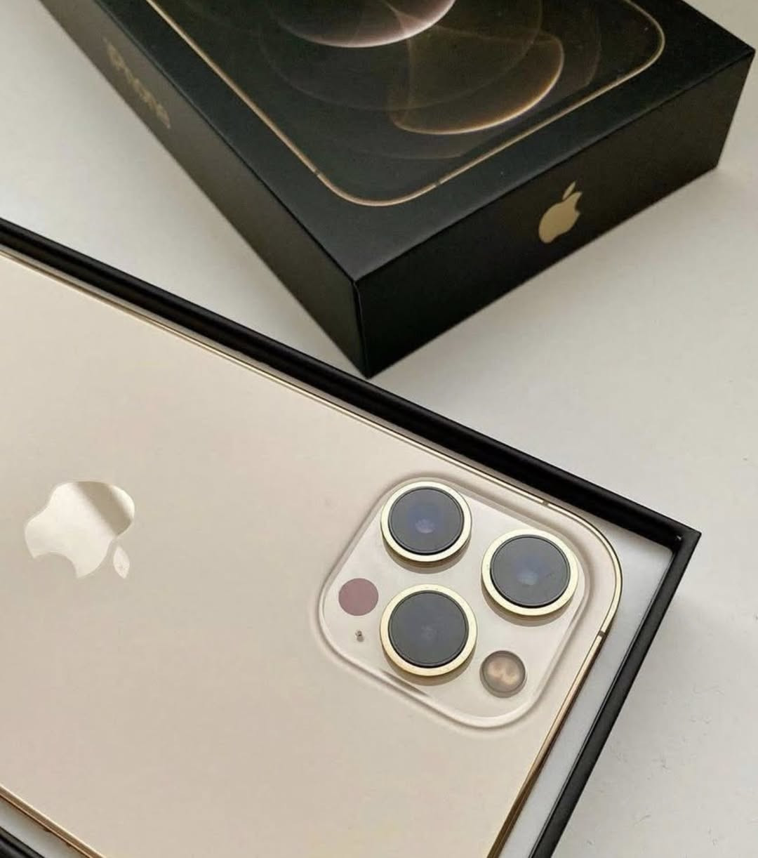 iPhone 12 Pro Max باللون الذهبي الفخم و الأنيق
جهاز مكفول جداً نضيف اخو جديد سعر والاستفسار الاتصال عل رقم *********** ورجو المعذره غير متواجد فقط عل رقم
