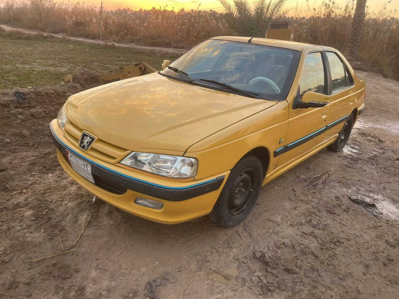 سلام عليكم بيجو بابل رقم بغداد انكليزي شرط عقدمروري مصفره هيه وغرامات سنوية 26موديل 15مكفوله كير محرك تبريد تدفى حداديه  تخم تاييرات بيه بس بنيد صبغ فقط بدون تبديل مكاني بابل المسيب السعر 45وبيه مجال قليل ***********
