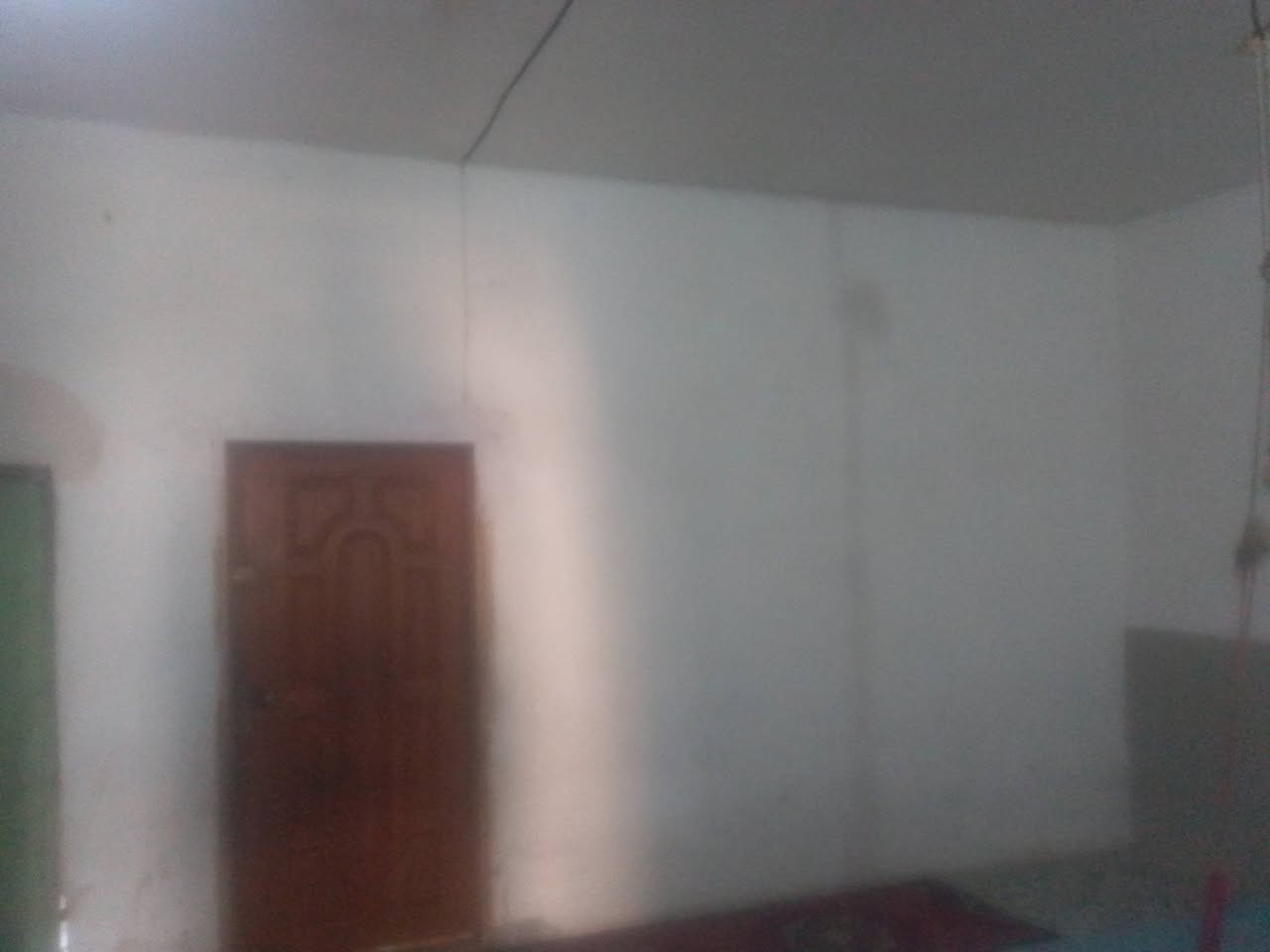 للبيع 150م سند 25 ام الهوه شارع الحمداني بصفه 3غرف نوم ***********
