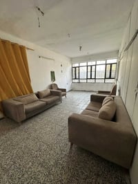 يوجد بيت ركن للأيجار طابق أرضي ملك صرف نظيف مساحته 250 متر  التفاصيل :...