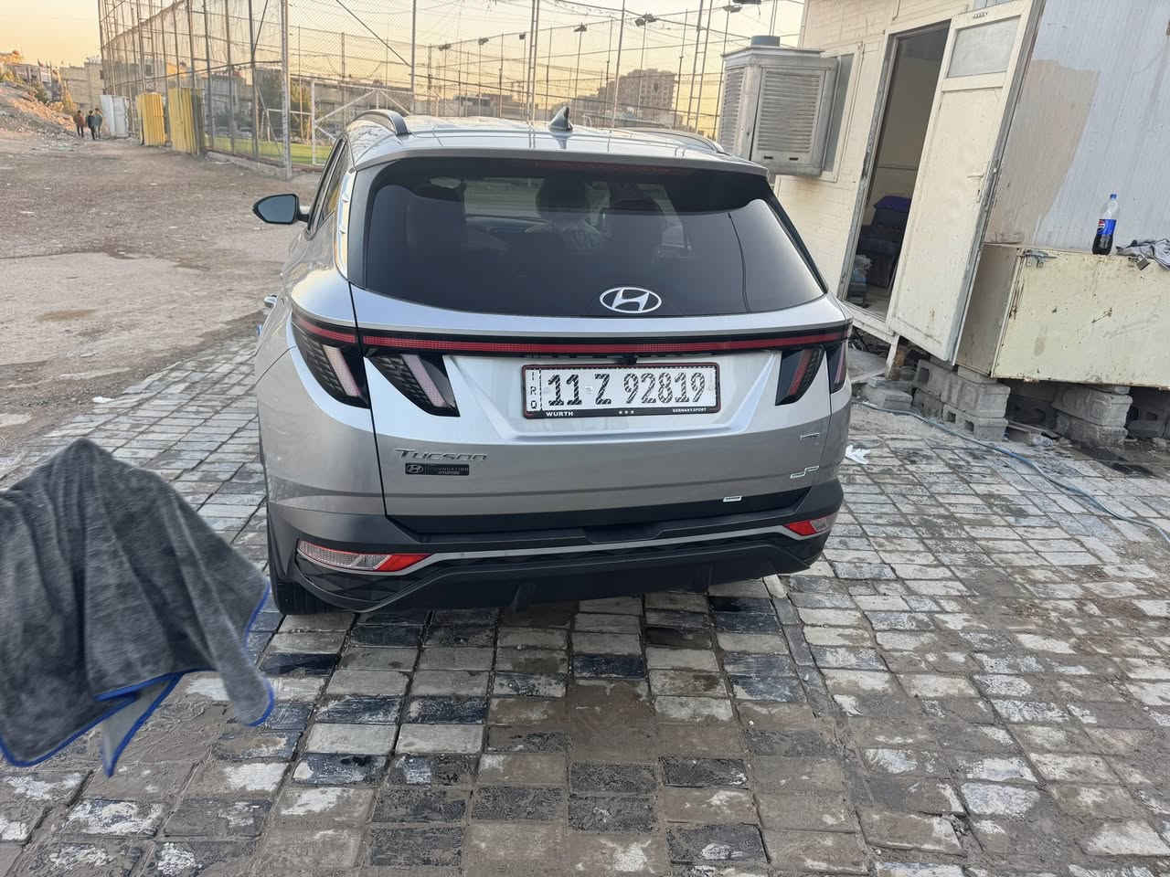 توسان للبيع  او مراوس
وارد امريكي حادث فقط بنيد ودعاميه
سنويه بسمي جديده رقم بغداد
مكاني بغداد الحريه

مواصفات  

مكينة 2500

حساسات داخليه عند نسيان طفلك او كسر زجاج او دخان تقوم سياره دك هورن
رادارات امامي جانبي خلفي 
كشن كهرباء 
تدفئة بالكشنات
بصمة تشغيل + ابواب 
جنطة كهرباء +ينفتح عند لقتراب
تشغيل عن بعد 
شحن لاسلكي 
نقطة عمياء 
اوتو هولد 
مانع تصادم امامي خلفي 
مانع انزلاق
5 انظمة قيادة 
هاند بريك بصمة 
تبريد قطعتين + خلفي 
لايتات ليد عدسة زينون بلادي 
شاشة كار بلي + كامرة خلفية دوارة 
تحديد مسار 
مثبت سرعة
تحكمات ستيرن
اشاير بالمري
السعر  185 وبي مجال بسيط ***********
