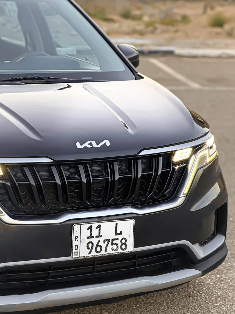 السلام عليكم من رخصت الادمن المحترم..
صلوا على الحبيب محمد 😍..
KIA CARNIVAL ((2022))
للبيع او المراوس كيااا كرنفال موديل 2022 وارد أمريكي حادث  جاملغ خلفي وقبق جنطة وبلعراق صار بيها قطعتين بلااااا أيرباااااك والباقي كفالة السيارة كل نقص مابيهاا عليها أدامة كاااملة 
مواصفات..
محرك 6 سلندر.
7 راكب+كراسي قابله للانفصال.
سايد بريك دكمة.
منافذ شحن بكل مكان TPC وUSB.
3 قطع تبريد+تحكم تبريد ب Application خاص
كاميرا دوار خلفية+أمامية+سطحية+جانبية بتقنيه 360 درجة.
نضام سكيورتي كامل.
نضام UVO.
نضام مانع تصادم+مانع أنزلاق.
نضام ECO مدمج ب 3 أنضمة قيادة.
نضام توقف الذاتي+PARKING.
شاشة مدعومة من شركة MICROCOFT من نوع OLED.
تطبيقات و GBS ونضام APPLY CAR PLAY.
شاشة صغيرة ((شاشة إعطال ومعلومات القيادة)).
السيارة جاهزة من كل النواحي وبل اضافة عليها طبقة حماية ((نانو سيراميك)) مع الضمان  رقم بغداد دولي تحويل مباشر هزة جديدة سنوية لغاية ((2028))……
السعررررر((197)) وبيهاااااا مجااااال…
للأستفسار:***********
