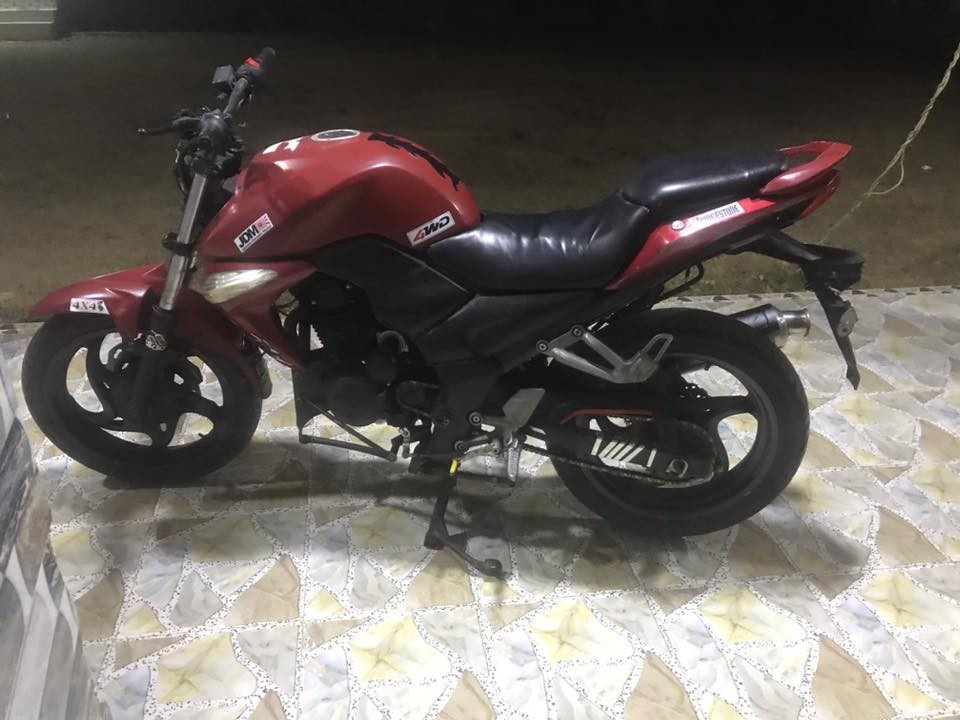 سايم بطح ٢٠٠ رياضي كلشي شغال وبي ضوه امامي قوي
 خفاش مكمرك وضايع كمركه ابيع بدون اوراق وكفل  
للبيع او مراوس بستوته فقط  
لشراي يتصل  ***********
غير متواجد عل فيس يعني لاتعلق عندك شي رمش واني اتصل
