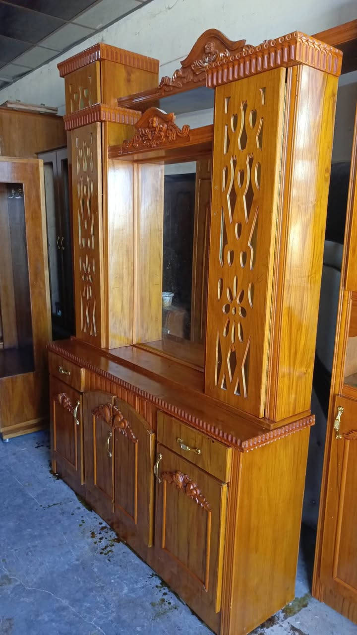 يوجد لدينا غرف النوم صاج عراقي فول نظيف العنوان قريه صدر النهر الشارع العام أي استفسار اتصل بنا على ***********
