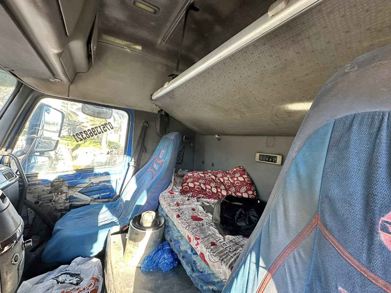 السلام عليكم فالفو سنكل امامي موديل ٢٠٠٦بدون ضباره مكينه بخار الباقي مكفول السعر ١٣٠مع مجال ***********/***********
