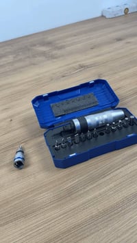 مفك براغي • معدني • توصيل