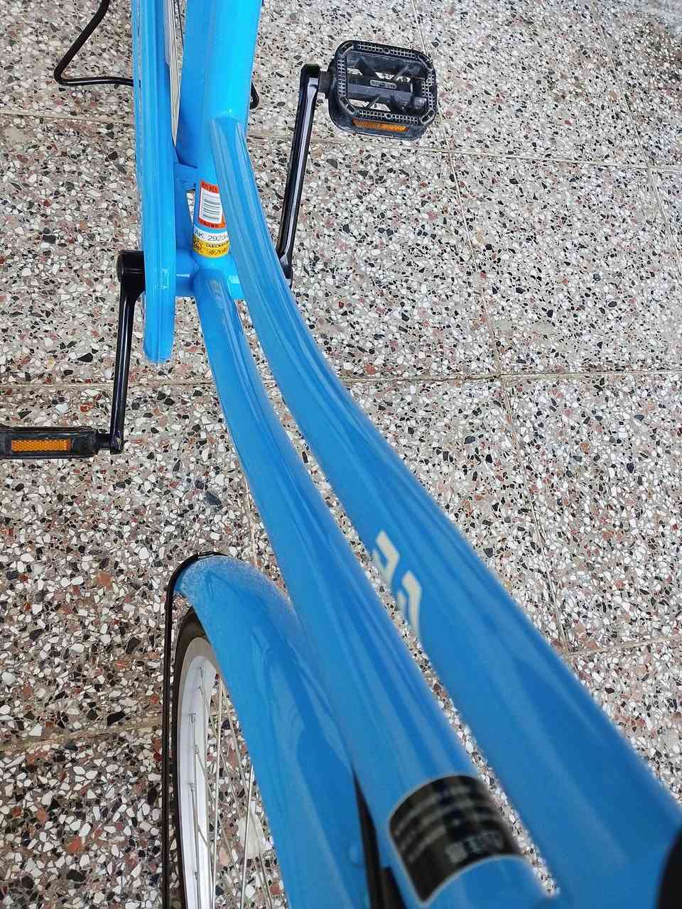 سلام عليكم بايسكل BDحجم 26مديل22لون 🩵 السعر خاص مكاني نجف حي الجامعه 🫡 رقم ***********
