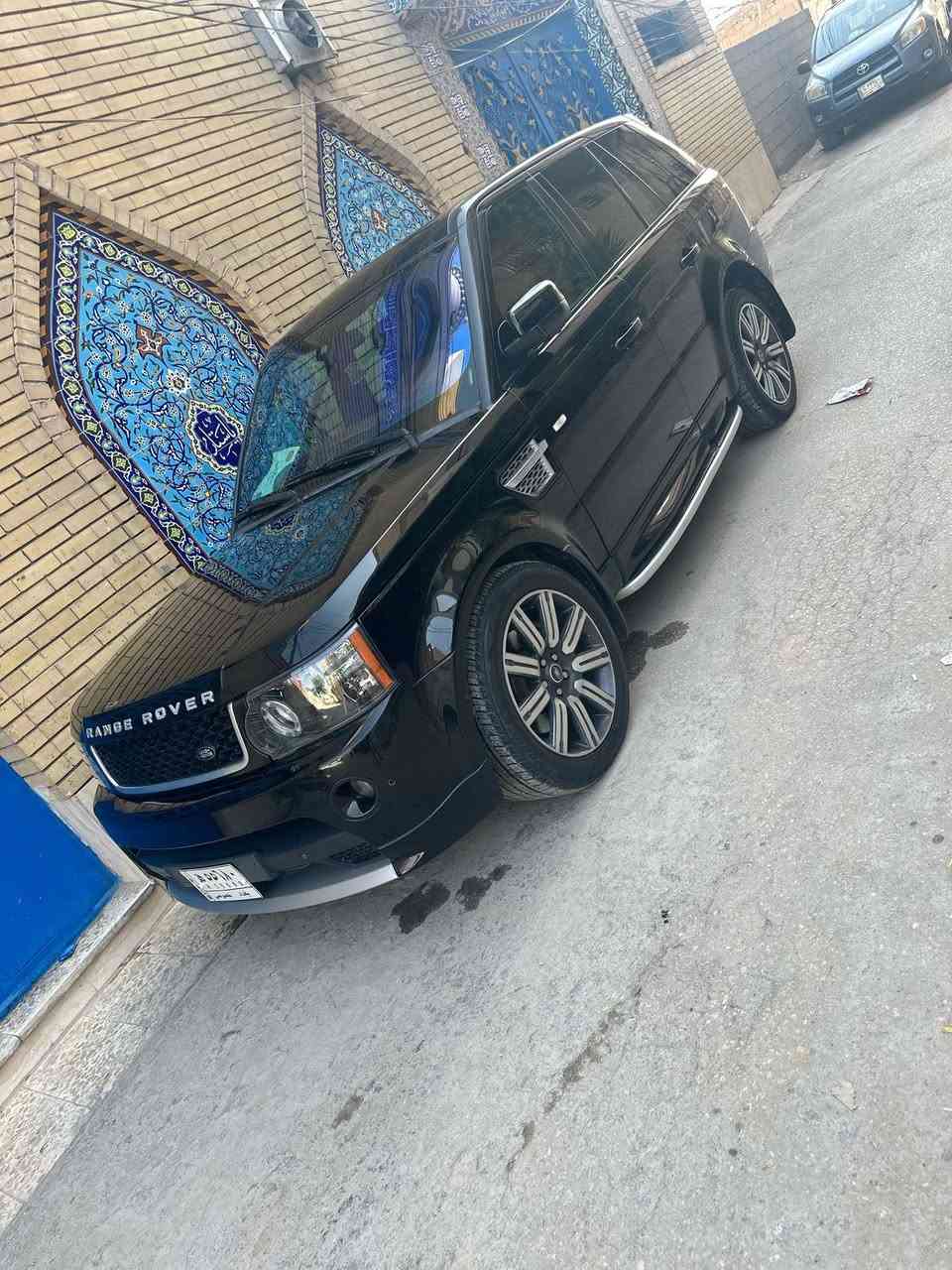 سلام عليكم رانج روڤر للبيع مديل 12 خليجي مناقصه شي رقم انكليزي بسمي مكاني كربلاء اي استفسار ***********
