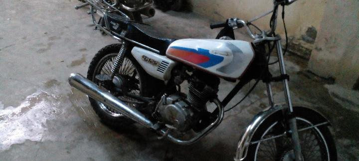 ماطور 4 كير موديل 2017 للبيع سعره 125 وبي مجال


**إذا كنت صاحب هذا الإعلان وتريد حذفه لأي سبب، رجاءا أرسل رسالة إلى الدعم الفني**