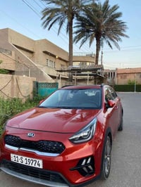 كيا نيرو هايبرد 2021   فول مواصفات  كشن السايق كهربائي وبيه 8 وضعيات ت...