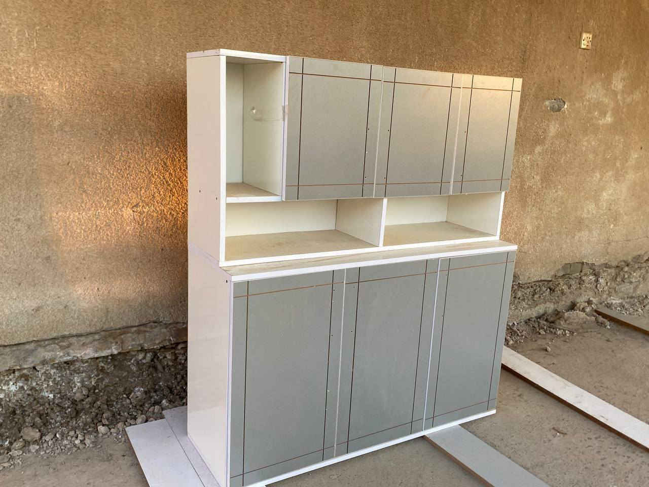 ✨كاونتر mdf 
✨القياس متر و ٢٠  ارضي وملحق مع سنك متر و٢٠
✨السعر 210 فقط 
✨✨✨✨✨✨✨✨✨
✨
✨اذا تريد السنك متر ونص اضافه ٢٥ عالسعر 
✨اذا تحب تضيف فاترينا اضافه ٨٥ عالسعر 
✨اذا تحب تضيف مجر واحد اضافه ١٠ عالسعر
✨اذاتريد تضيف تلث مجرات اضافه ٢٥ عالسعر
التوصيل بغداد مجاني
اطراف 10

تواصل عبر الصفحة
او تواصل واتسب ***********
