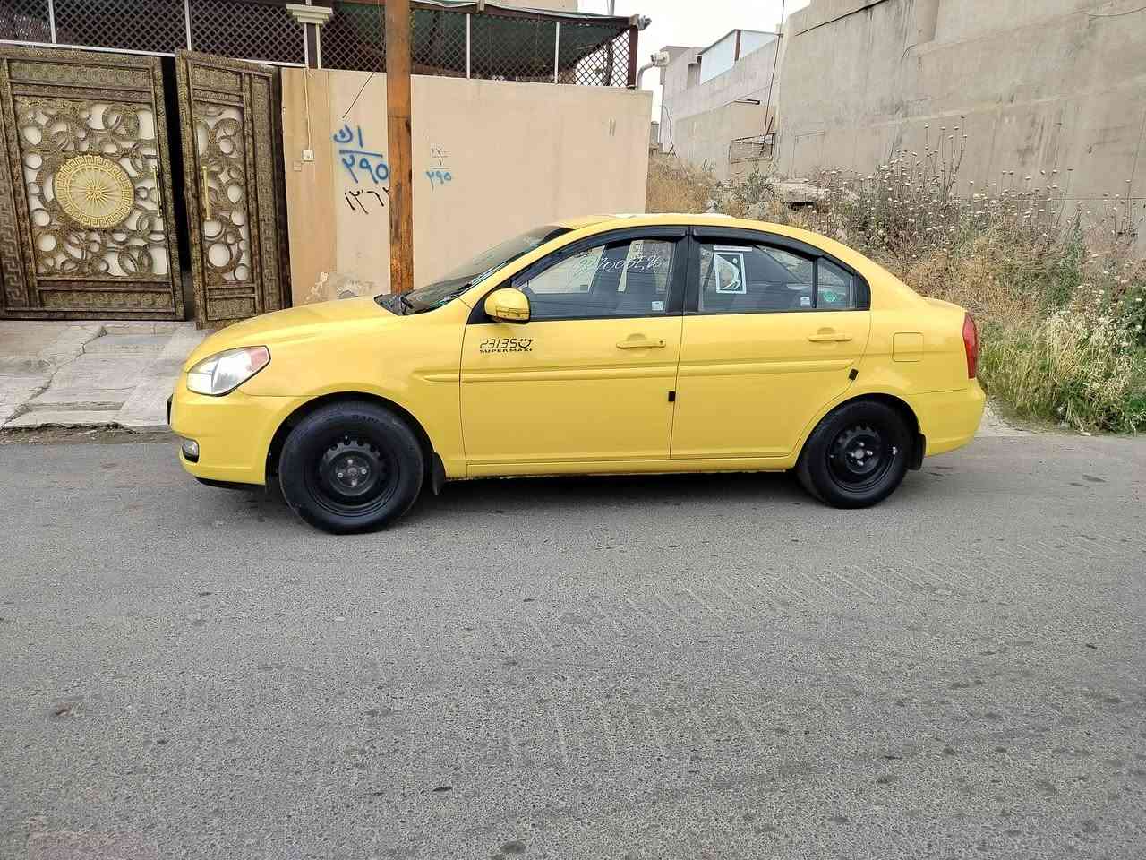 سيارة اكسنت 2010
محرك 1.6 
((تبريد ثلج))
سنوية جديد 
هزه جديد
كير ومحرك شرط 
السيارة فول كود واحد  تحكمات ستيران جان كهرب ABS
السيارة جاهزة للاخير بدون اي نقص

مكان السيارة موصل الجانب الايمن 

السعر 90 وبيها مجال

للاستفسار  ‭0771 232 5751‬يوجد واتساب
