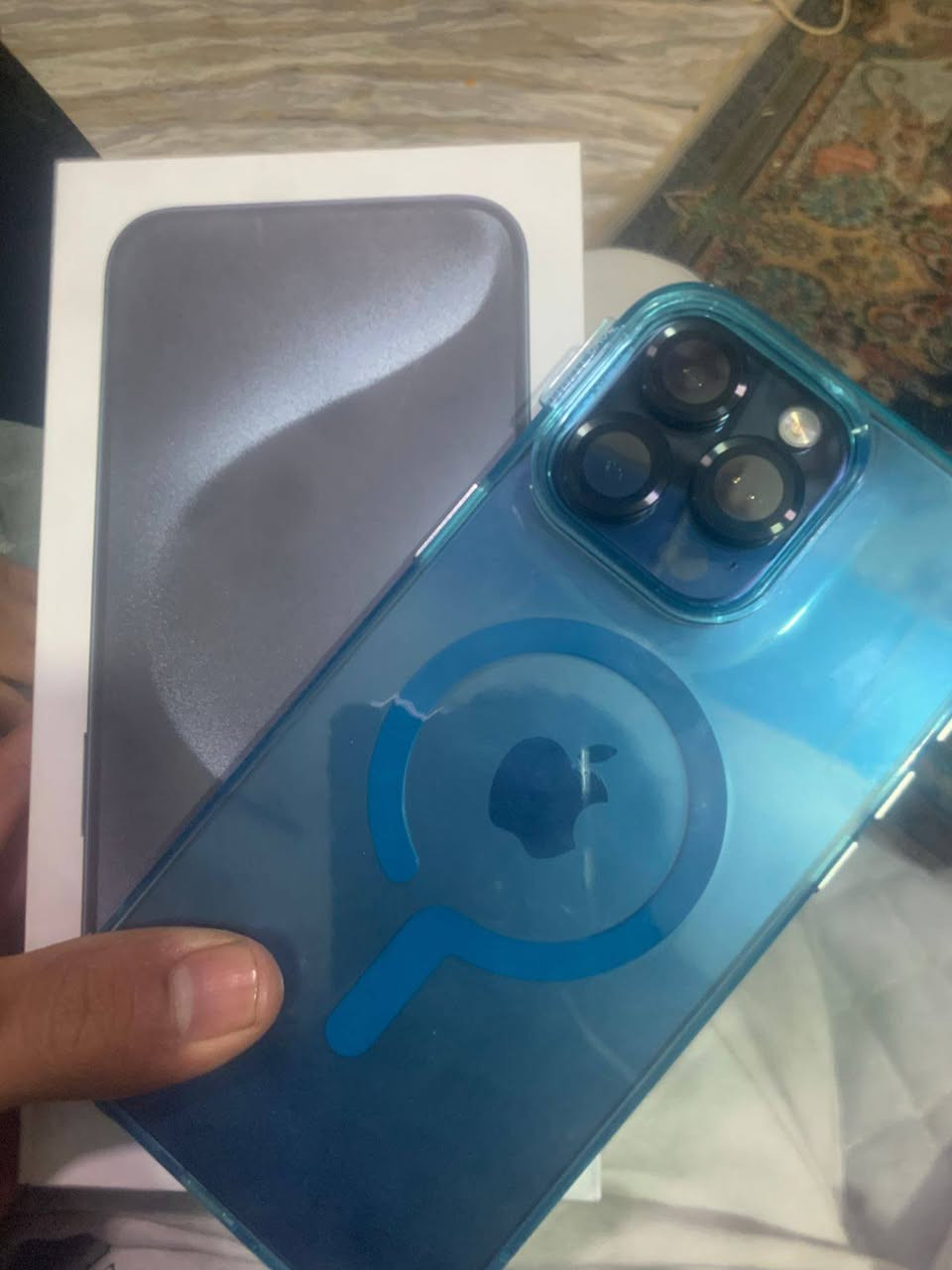 سلام عليكم 
ايفون 15 بروماكس 
ذاكره 256
بطاريه 86
جهاز مكفول شخط مابي 
دبل شريحه 
لون نيلي او ازرق
سعر مليون 75 الف 
*********** فقط واتساب
