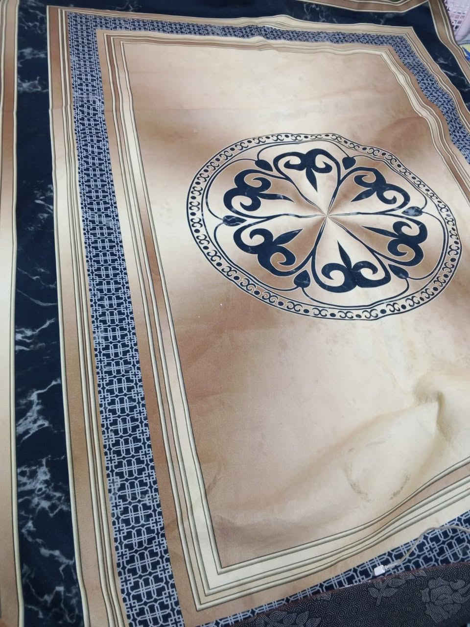 السلام عليكم
مروحه باكستانية للبيع السعر ١٠ استعمال موسم واحد فقط و زولية للبيع السعر ١٥ الف نضيفه كلش بس غسل يحتاج اله أسعار ثابته قفل قفل لين هنه رخاص أصلاً ***********
