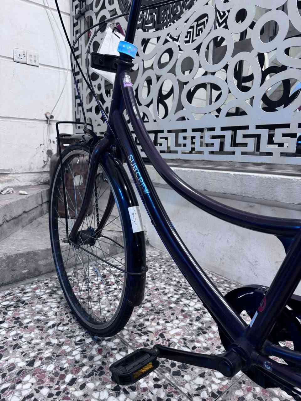 للبيع 
العنوان بغداد حي الجهاد 
رقم ***********
سعر 120وبي مجال 
بناتي سبعه نمر نضافه وجداده حساس
