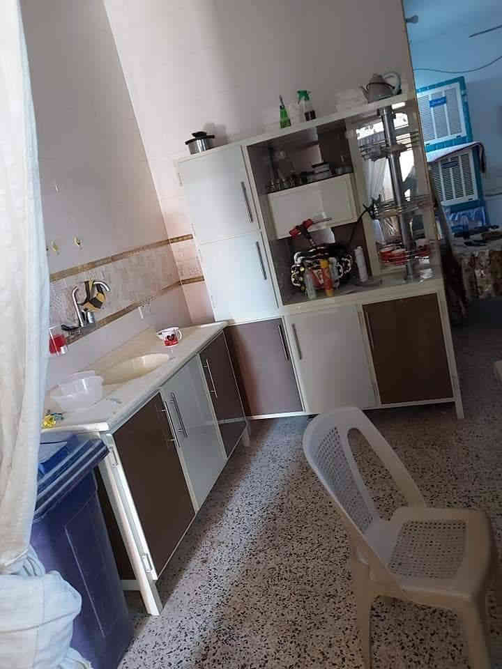 دار للبيع ١٠٠ متر ٥×٢٠ طابو صرف طابقين الطابق الاول كامل اي نقص مابيه والطاابق الثاني هيكل مسكف فقط 
السعر ٨٠ وبيه مجال 
العنوان /ديالى  بعقوبه  باب الدرب شرقي بعقوبه  قرب مدرسة مريم الجديدة  
للإستفسار على الخاص او الاتصال على الرقم. / ***********
