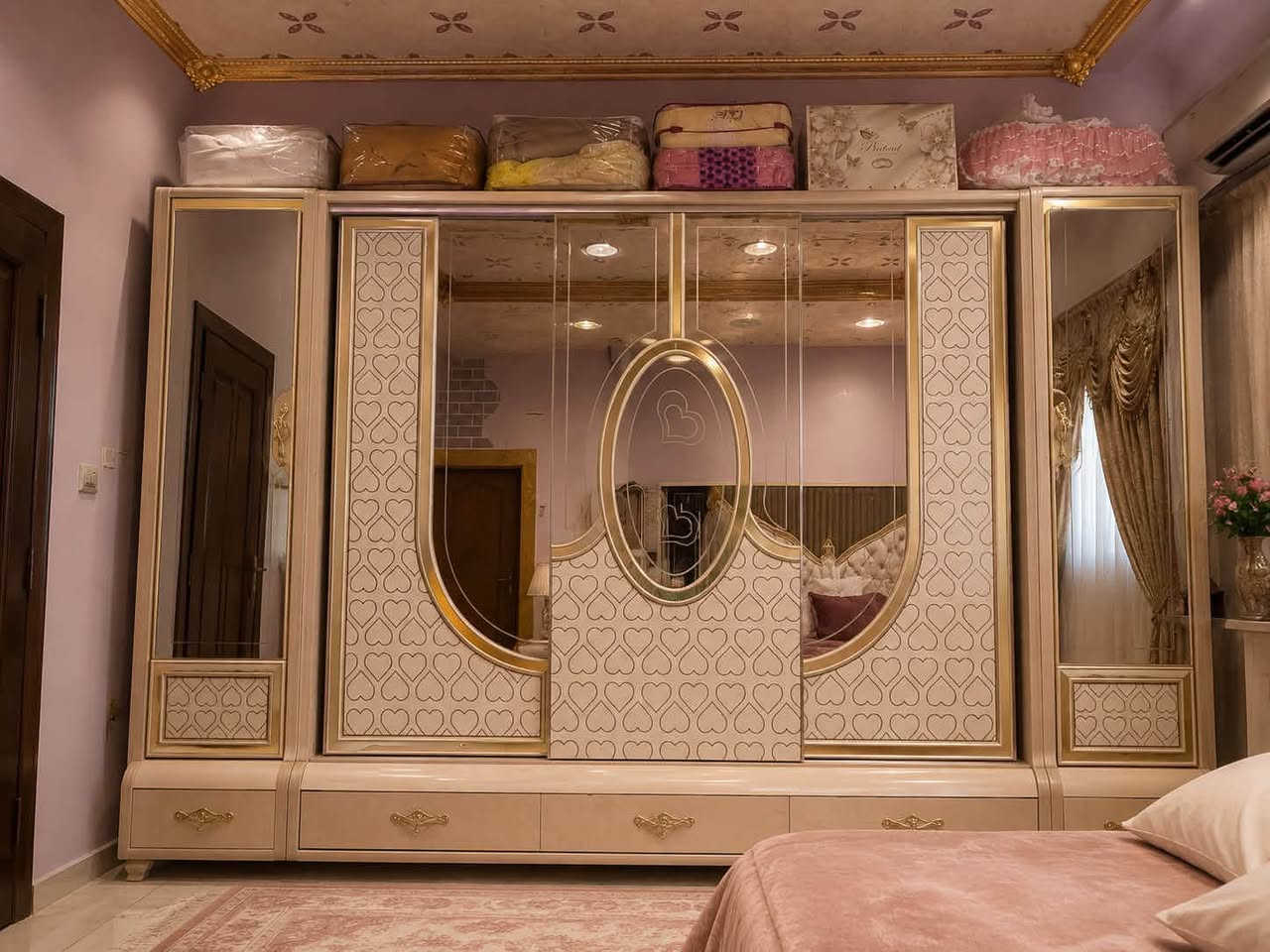 السلام عليكم عندي غرفه نوم للبيع  كلش  ضخمه حجم كبير كامله تحتوي على كنتور مع ملحقين 2 وچربايه وملحق جربايه 2وميز تواليت وزاويه وميز بلازما نضافتها من90 الى95 ‎%‎السعر مليون و٧٠٠وبيه مجال البصره ابوصخير


**إذا كنت صاحب هذا الإعلان وتريد حذفه لأي سبب، رجاءا أرسل رسالة إلى الدعم الفني**