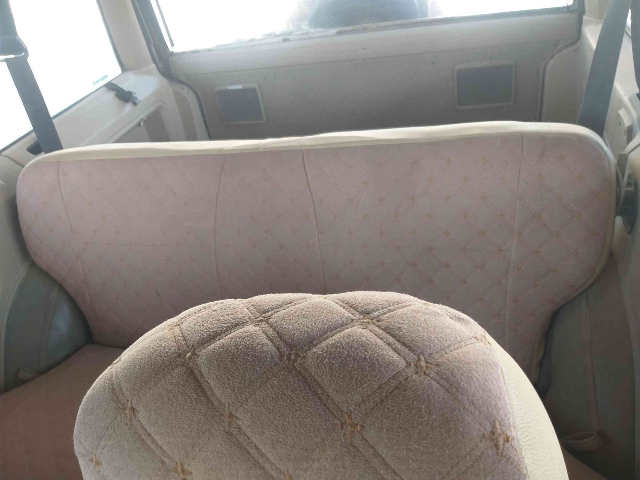 السلام عليكم ورحمه الله وبركاته 
للبيع سياره جيب شيروكي موديل 1993
رقم ديالئ مشروع وطني باسمي تحويل مباشر
سياره جاهزه مجهزه من كلشي 
كير مكينه جديد
تبريد شغال 
تخم تاير جبلي جديد
كشنات كهرباء 
كهربائيات كلهه شغاله 
فورويل شغال 
مكان السياره واسط -الموفقية
السعر 60 وبيهه مجال بسيط
للاستفسار الاتصال بالرقم 
***********
