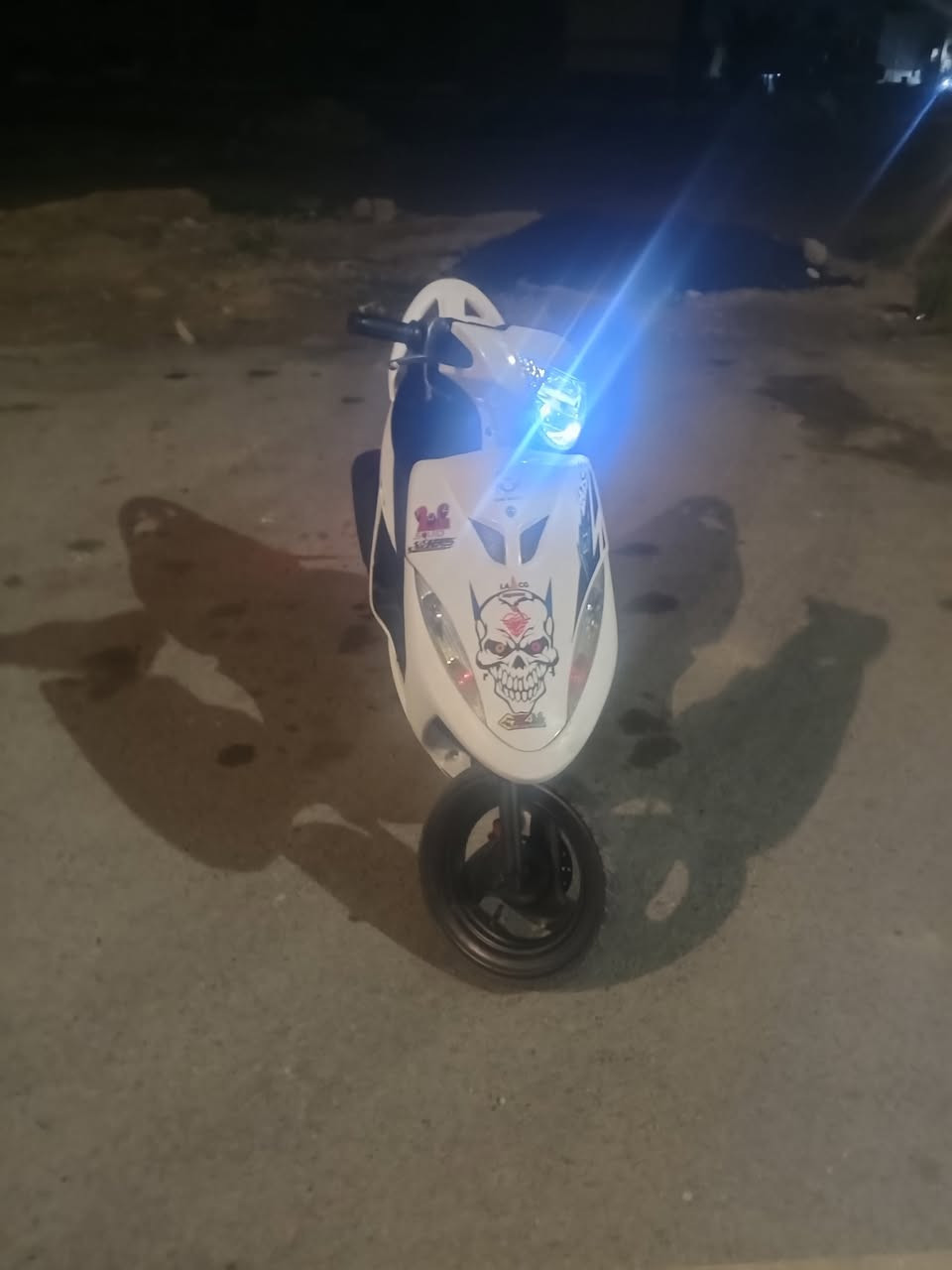 السلام عليكم درجة ماكس درجة كاملة مكملة درجة مال جناي شغال سلف هندر مكان ديالى  بعقوبة التحرير ***********سعر 475بيهة مجال قليل
