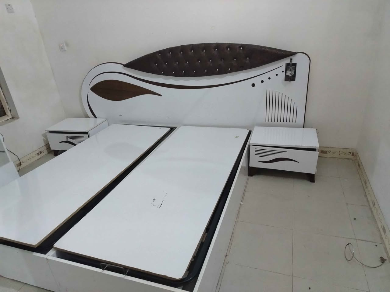 بيع مستعجل غرفه نوم ب150 وكنتور الجوزي كنتور سلايت ب50 كركوك, العراق


**إذا كنت صاحب هذا الإعلان وتريد حذفه لأي سبب، رجاءا أرسل رسالة إلى الدعم الفني**