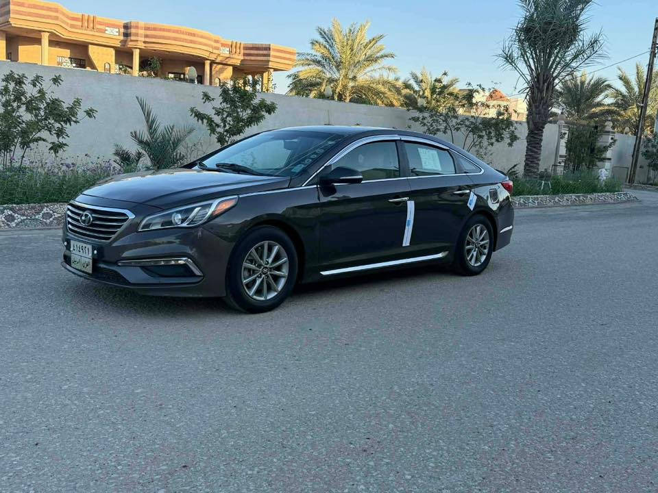 سلام عليكم سياره سوناتا ٢٠١٥  سعر مناسب           ٩٠.  ورقه ***********.   ***********
