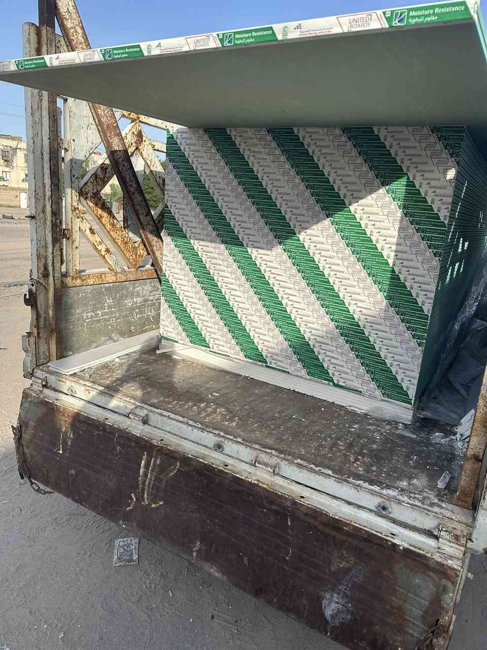 الفن الحديث اللديكور عنوان مقابل شارع المصافي الهاتف***********
