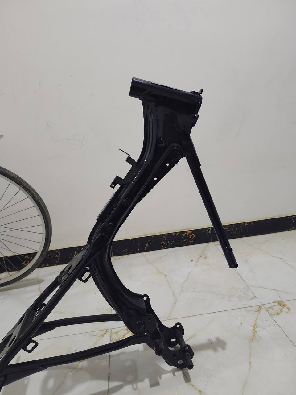 شاصي اوراق اصولي كامل 
جيب وشد متواجد خاص***********
