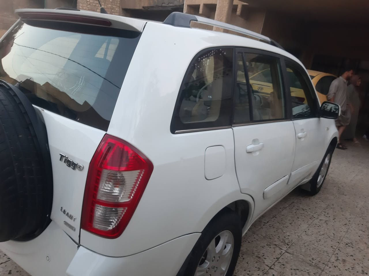 تيكو ١٢ شكل ١٣ حلوة وجاهزة٤٥ وبي مجال كلش قليل حك الجية والعمله
هزة جديدة 

قطعتين صبغ فقط 

نواقص بسيطه جدا متكلف ١٠٠ الف مثل دبلات الورا والدعامية الورا تحتاج تثبيت 

ميكانيك مضبوط جدا 

تبريد 

وكامل مواصفات واي خياسات ماكو ابدا حتى جهة السلايد رووف مابي خياس

بيها منظومة زنون 

منظومة ماء جديدة علشركة وحماوة ماكوا صفر وي التبريد مشتغلهه شغل شركة 

منظومة كلج اصلي ب٥٠٠ الف ناعمة متسمع صوت 

باسمي تحويل اي مكان 
بغداد الكرخ مقهى البيروتي

***********

