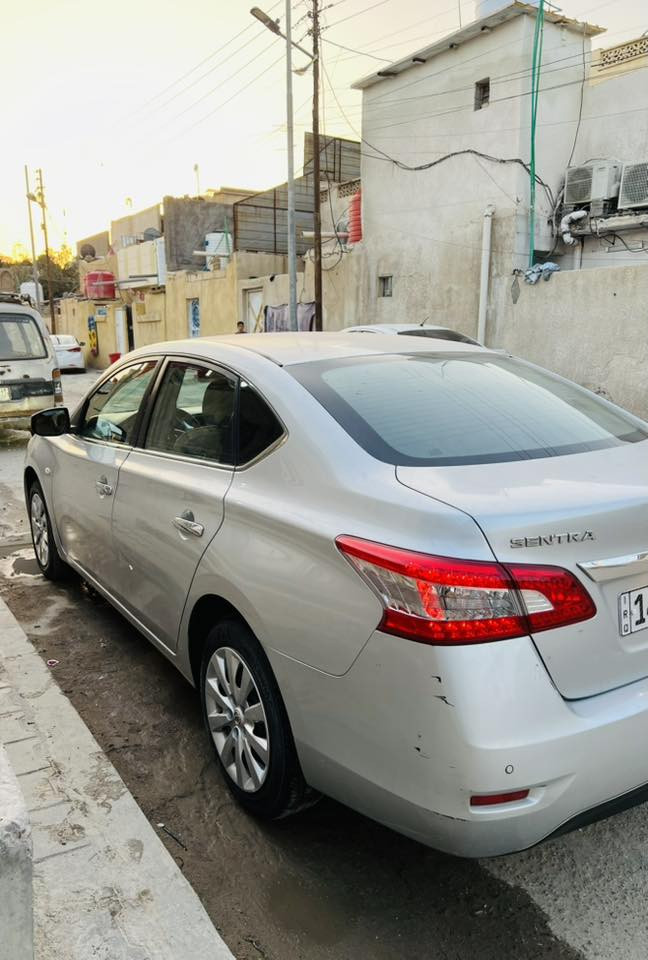 السلام عليكم للبيع سنترا خليجي 2016 رقم بصرة باسمي مكفوله من الضربه والصبغ بيها طخات بسيطة مكينه وكير جدد حداده طخم تاير جدد سياره جاهزه السعر 105 وبيها مجال مكان السيارة البصرة الاستفسار الاتصال على الرقم ‏‪***********
