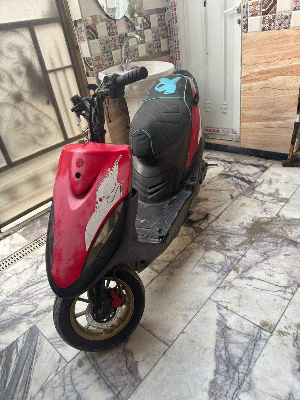 سلام عليكم دراجة ماكس عدلة لبيع نضيفة سعر 550مكاني حي اور فلكة صباح الخياط


**إذا كنت صاحب هذا الإعلان وتريد حذفه لأي سبب، رجاءا أرسل رسالة إلى الدعم الفني**