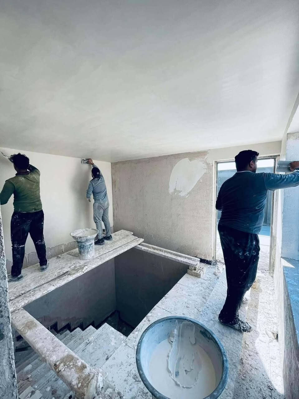 #دره_التطوير_تقدم_كل_ماهو_جديد_
يتوفر دار 🏠🏠
في مجمع الزهور السكني
عنوان كوفه
مرحله ثانيه
بلوك 38 
مساحه 160 م
السعر الكلي 120 
واصل للشركه 31 و500
اقساط شهري 500
تطلوعه 5 ...
اسعار مناسبه عروض مميزه فقط يمنا
🌷🌷🏠🏠
يمكنكم التواصل على هنا او الاتصال على الرقم ***********
